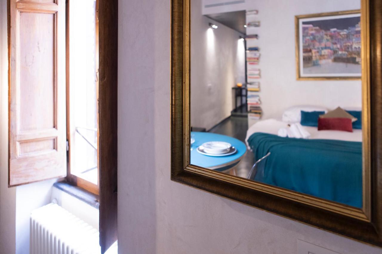 Greta Charming Suite In Trastevere Roma Esterno foto